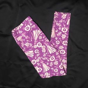 LuLaRoe Disney OS leggings